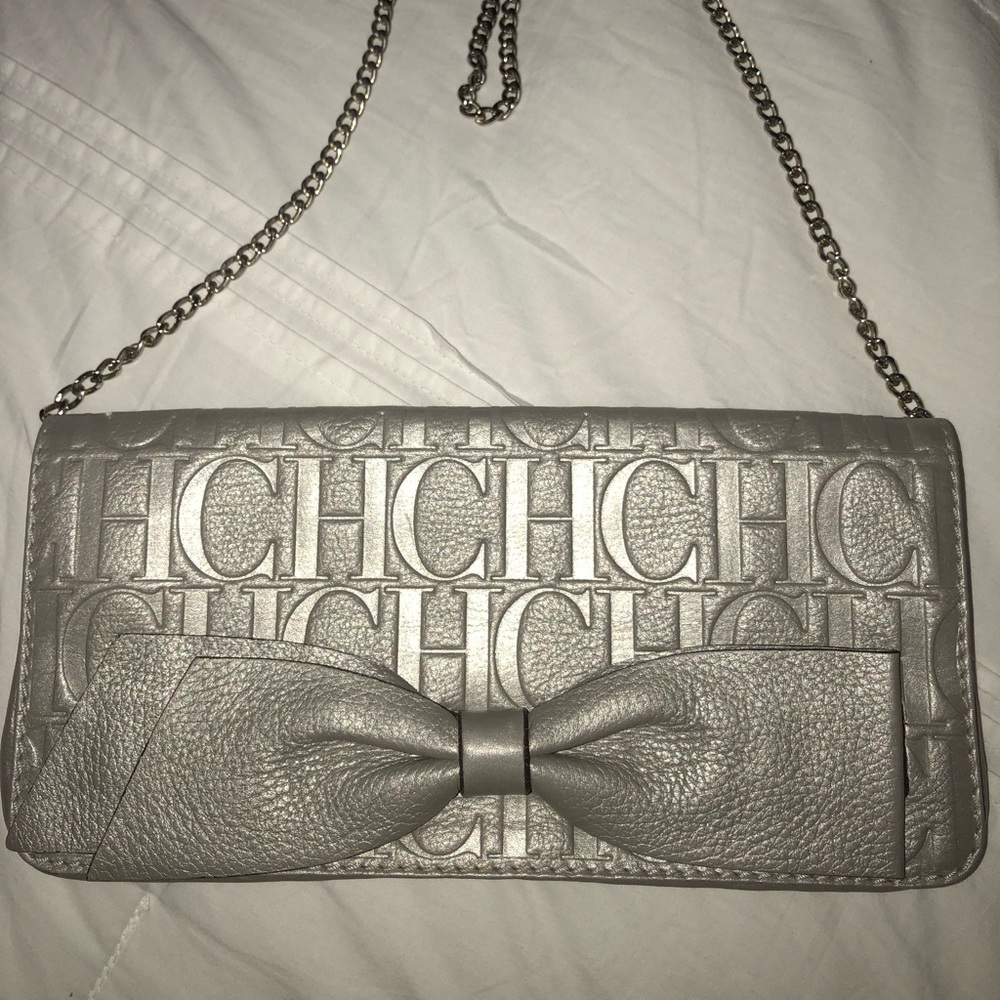 Carolina herrera clutch